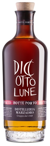 Diciotto Lune grappa stravecchia riserva botte Porto Distilleria Marzadro